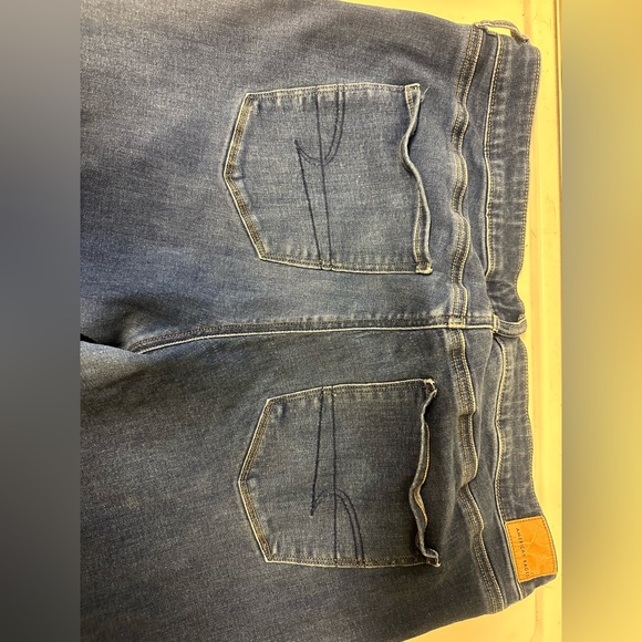 American Eagle Skinny Jeans - Picture 7 of 7